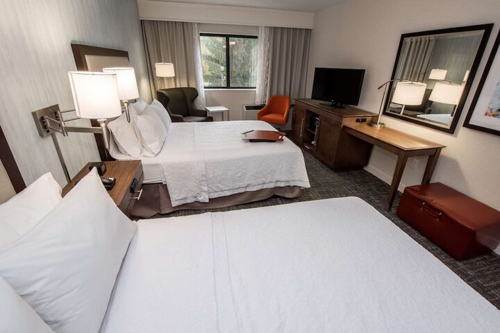 Room 28 of 37