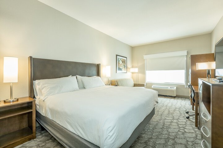 Room 43 of 72