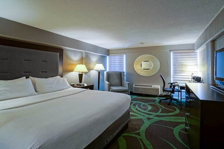 Room 16 of 29