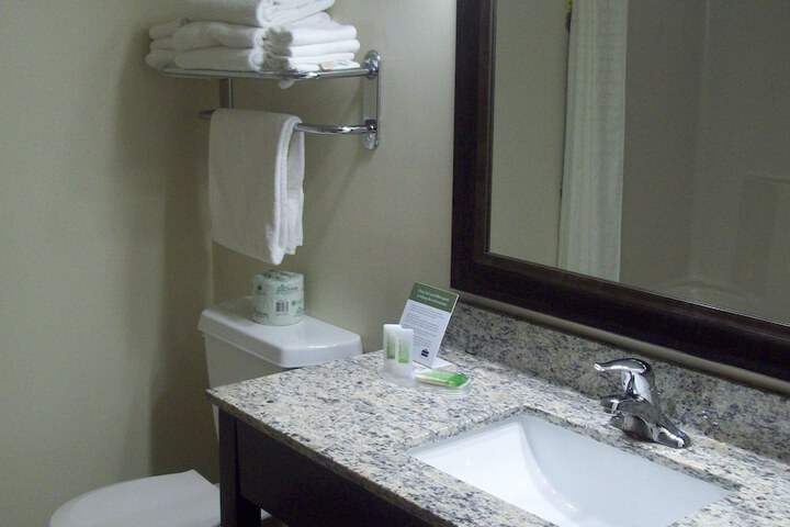 Room 26 of 53