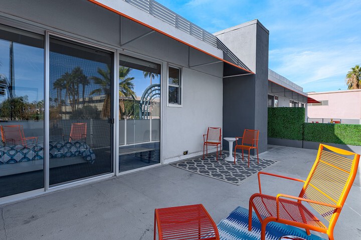 Terrace/Patio 130 of 138