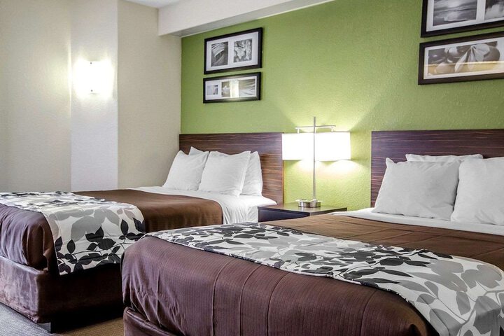 Room 42 of 76