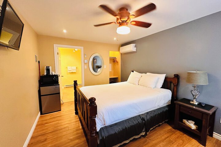 Room 56 of 122