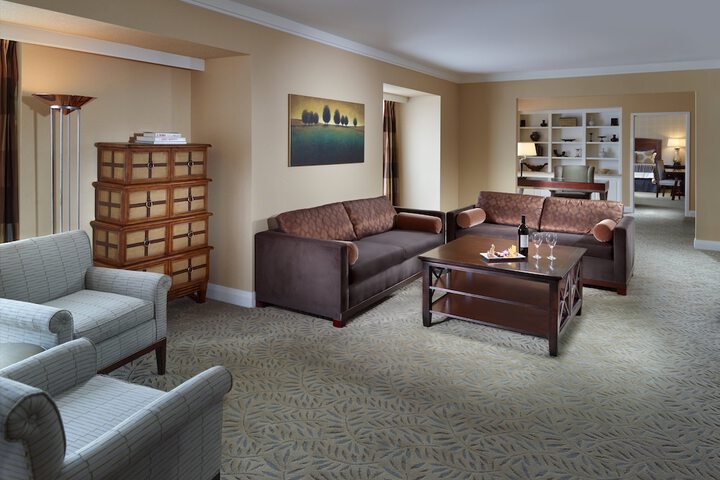 Omni Los Angeles Hotel at California Plaza
