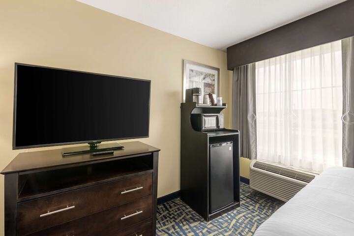 Room 29 of 40