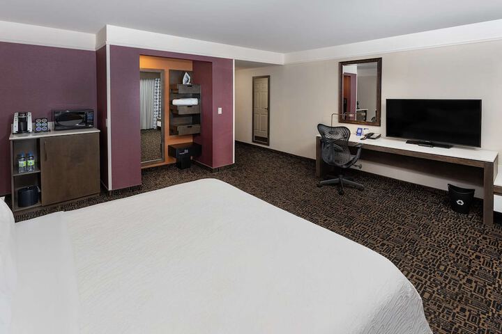 Room 5 of 26