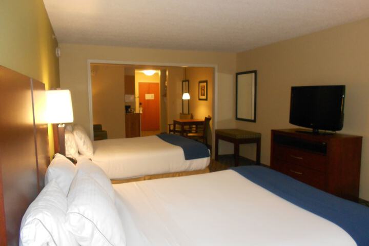 Room 17 of 62