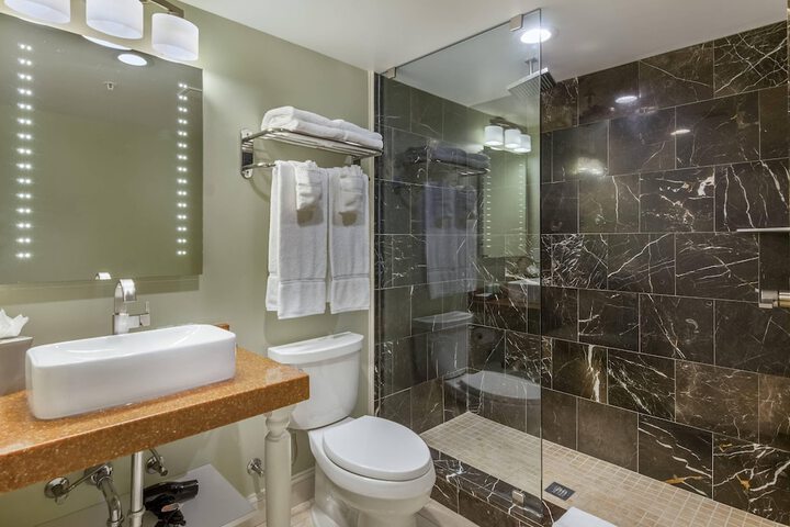 The Gin Hotel an Ascend Collection Hotel
