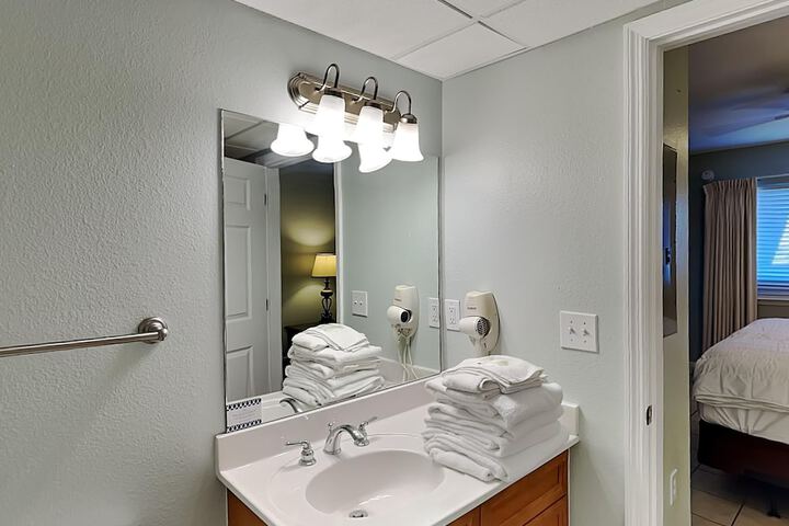 Room 175 of 394