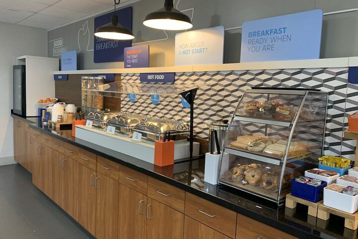 Holiday Inn Express Hotel & Suites Pittsburgh West Mifflin by IHG