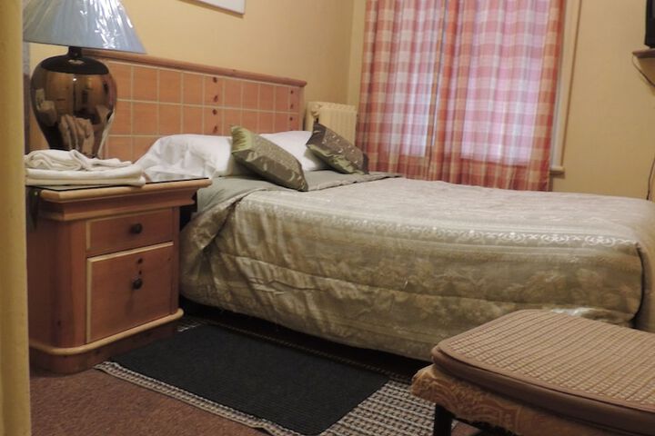 Room 6 of 21