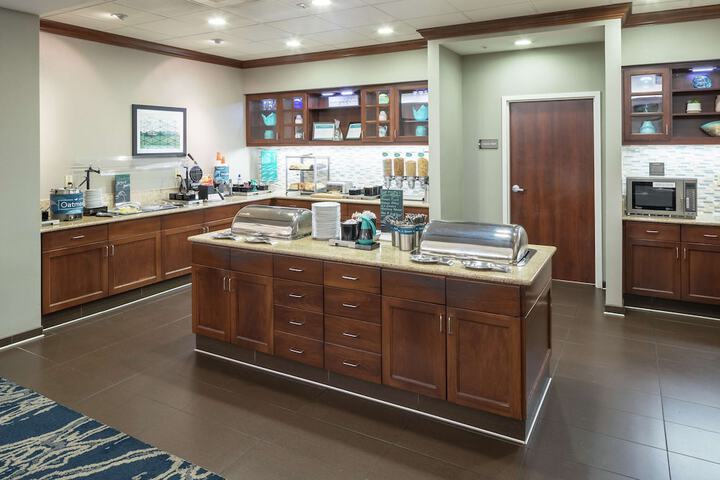 Homewood Suites by Hilton Fresno Airport / Clovis CA