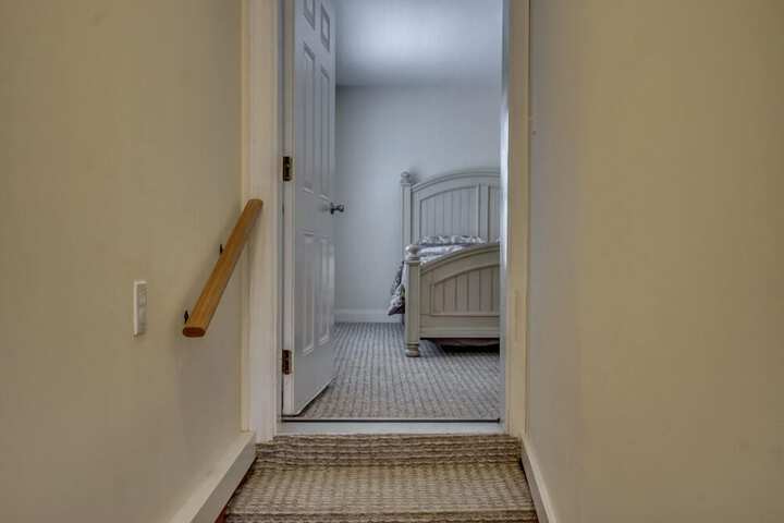 Room 87 of 133