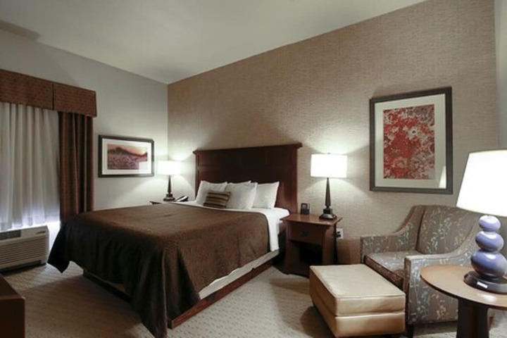 Teddys Residential Suites New Town