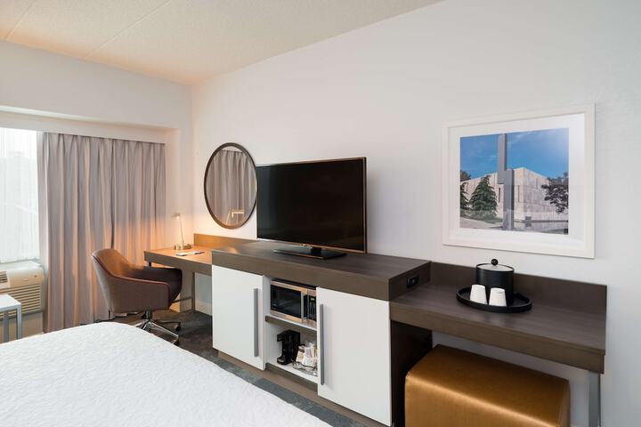 Room 19 of 34