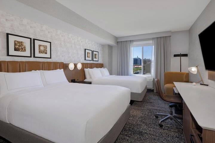 Room 16 of 36