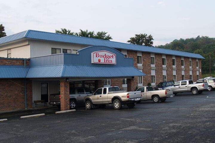 Budget Inn of Claypool Hill