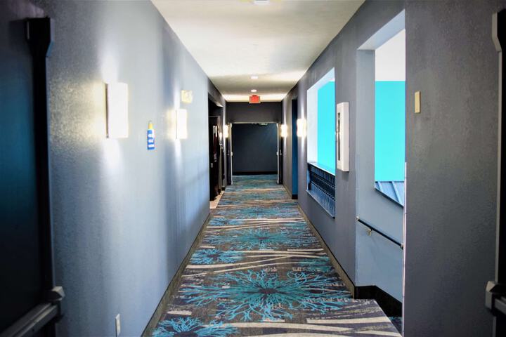 Room 20 of 32