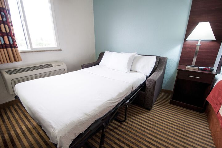 Room 17 of 44