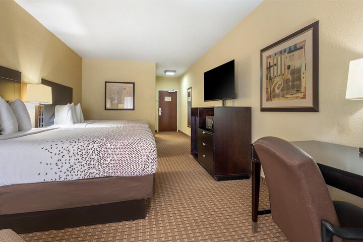 Best Western Bastrop Pines Inn