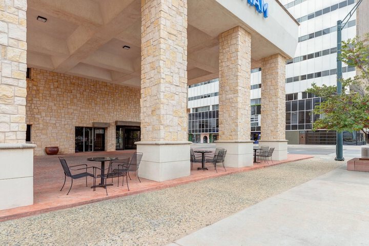 Wyndham Midland Downtown