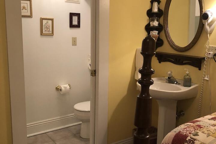 Room 16 of 62