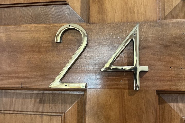 Room 49 of 74