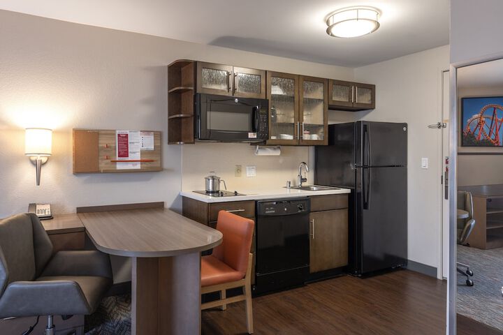 Room 42 of 61