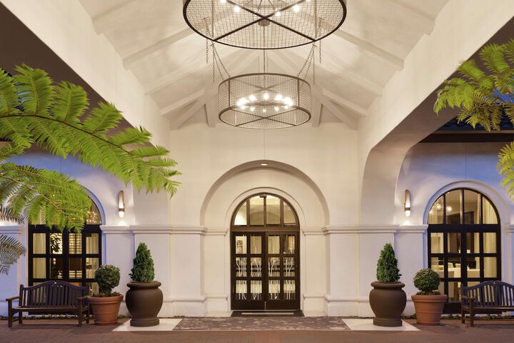 Hotel 3 of 34