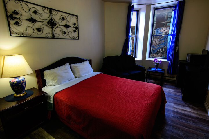 Room 12 of 36