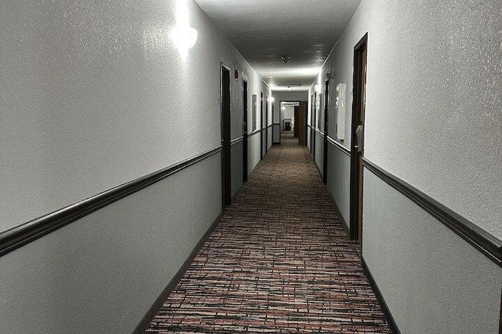 Ballroom/Hall 23 of 23