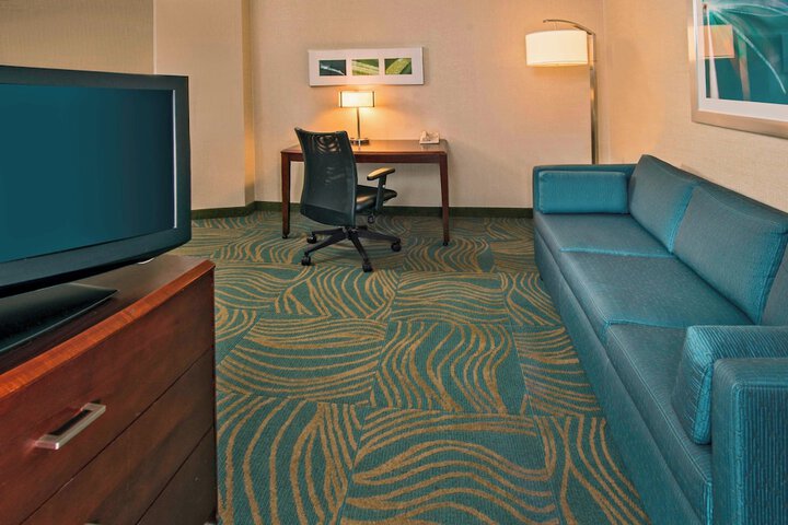 Room 14 of 30