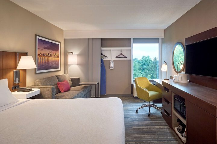 Hampton Inn by Hilton Harrisburg West