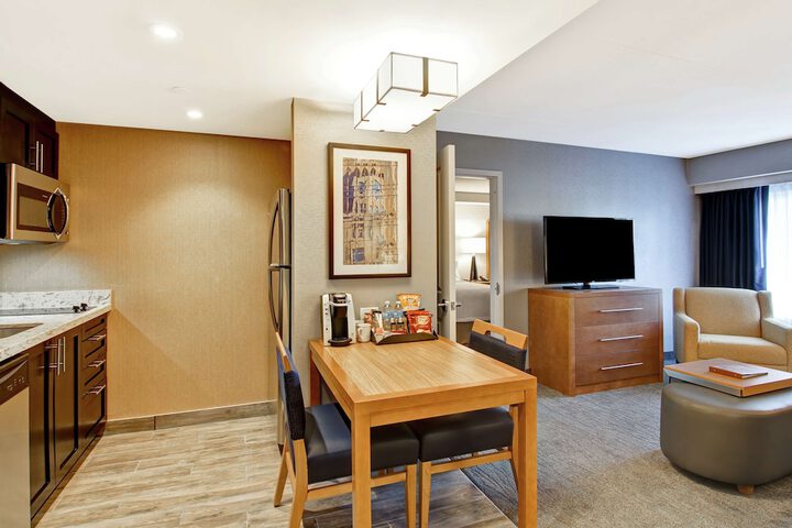 Room 46 of 60