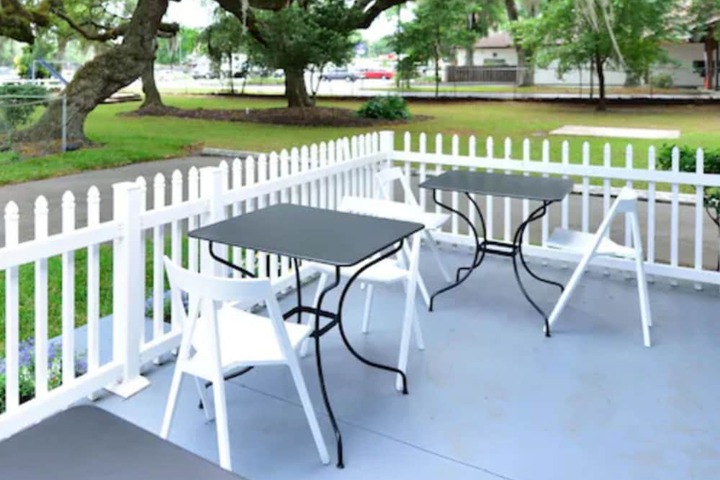 Terrace/Patio 28 of 29