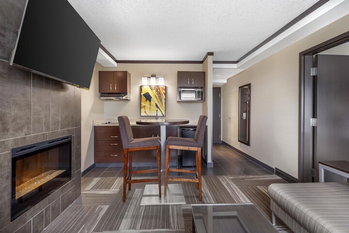 Best Western Plus Edmonton Airport