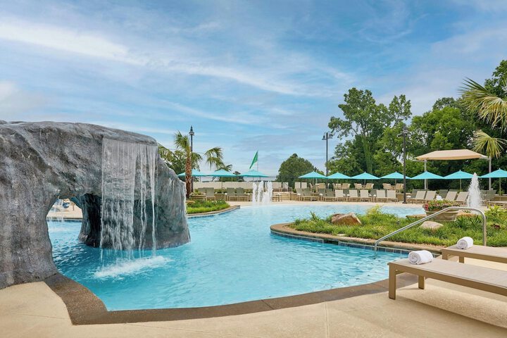 Renaissance Shoals Resort & Spa