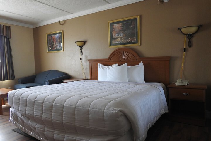 Relax Inn