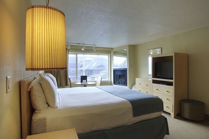 Hi-Tide Oceanfront Inn