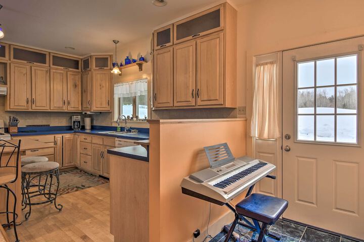 Darling Hill Home on Kingdom Trails-near Burke Mtn