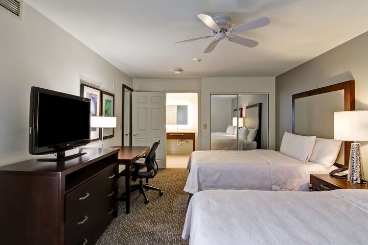 Room 26 of 41