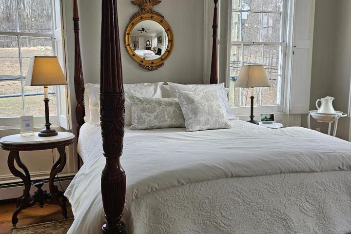 Peach Grove House