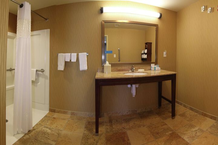 Room 21 of 31