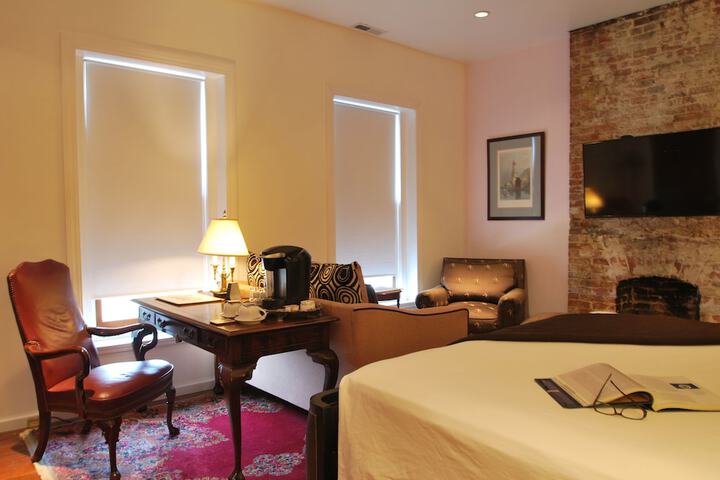 Room 6 of 41