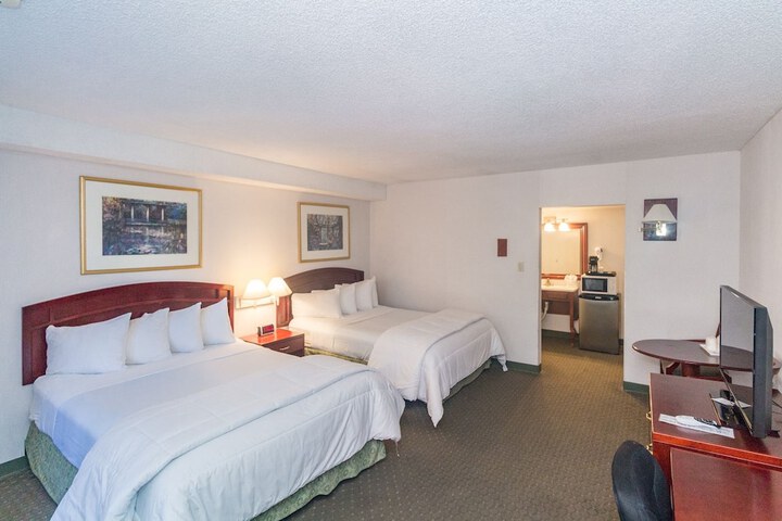 Room 10 of 45