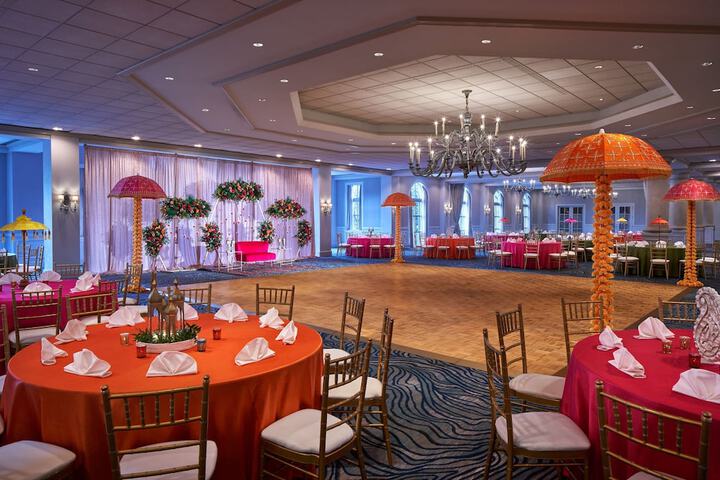 Ballroom/Hall 70 of 77