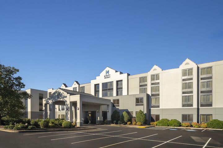 Hyatt Select Richmond / Chester