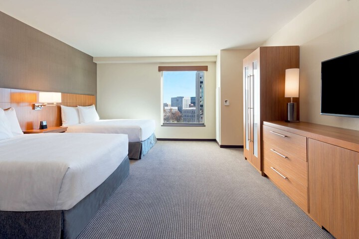 Room 29 of 47