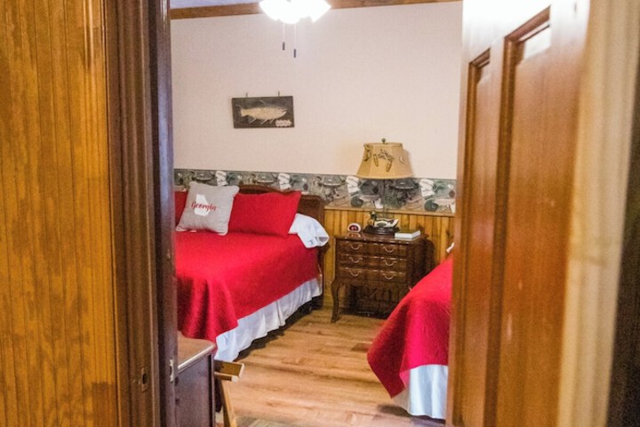 Mountain Aire Cottages Inn & Glamping