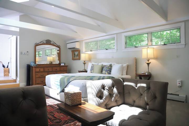 Hartstone Inn